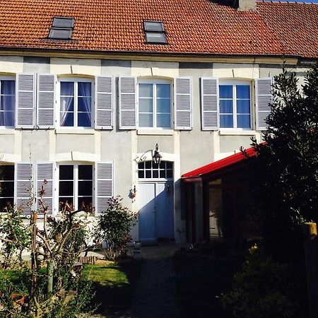 Comme A La Maison Bed and Breakfast Tours-sur-Marne Rum bild