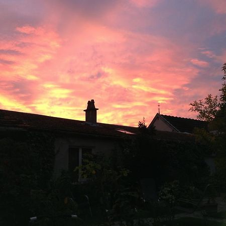 Comme A La Maison Bed and Breakfast Tours-sur-Marne Exteriör bild