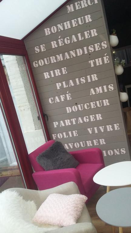 Comme A La Maison Bed and Breakfast Tours-sur-Marne Exteriör bild